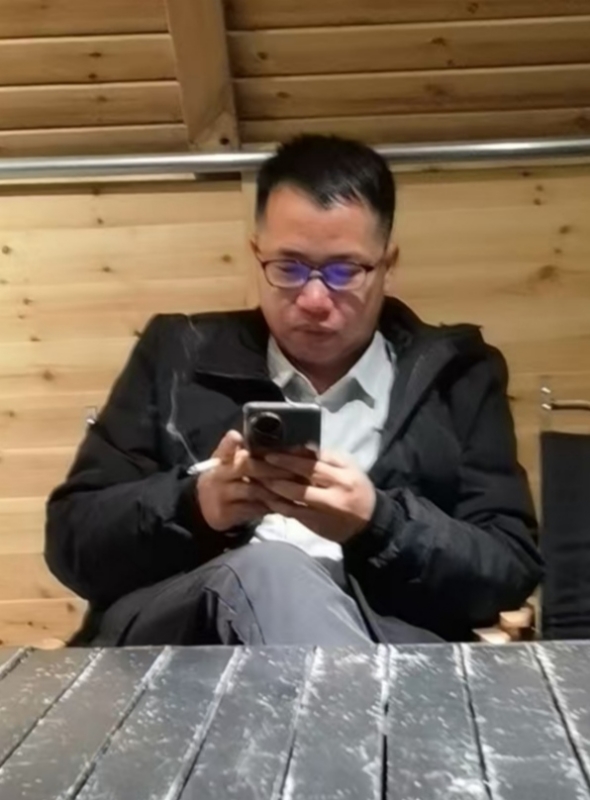 期待一个你的第五张照片--德保交友中心